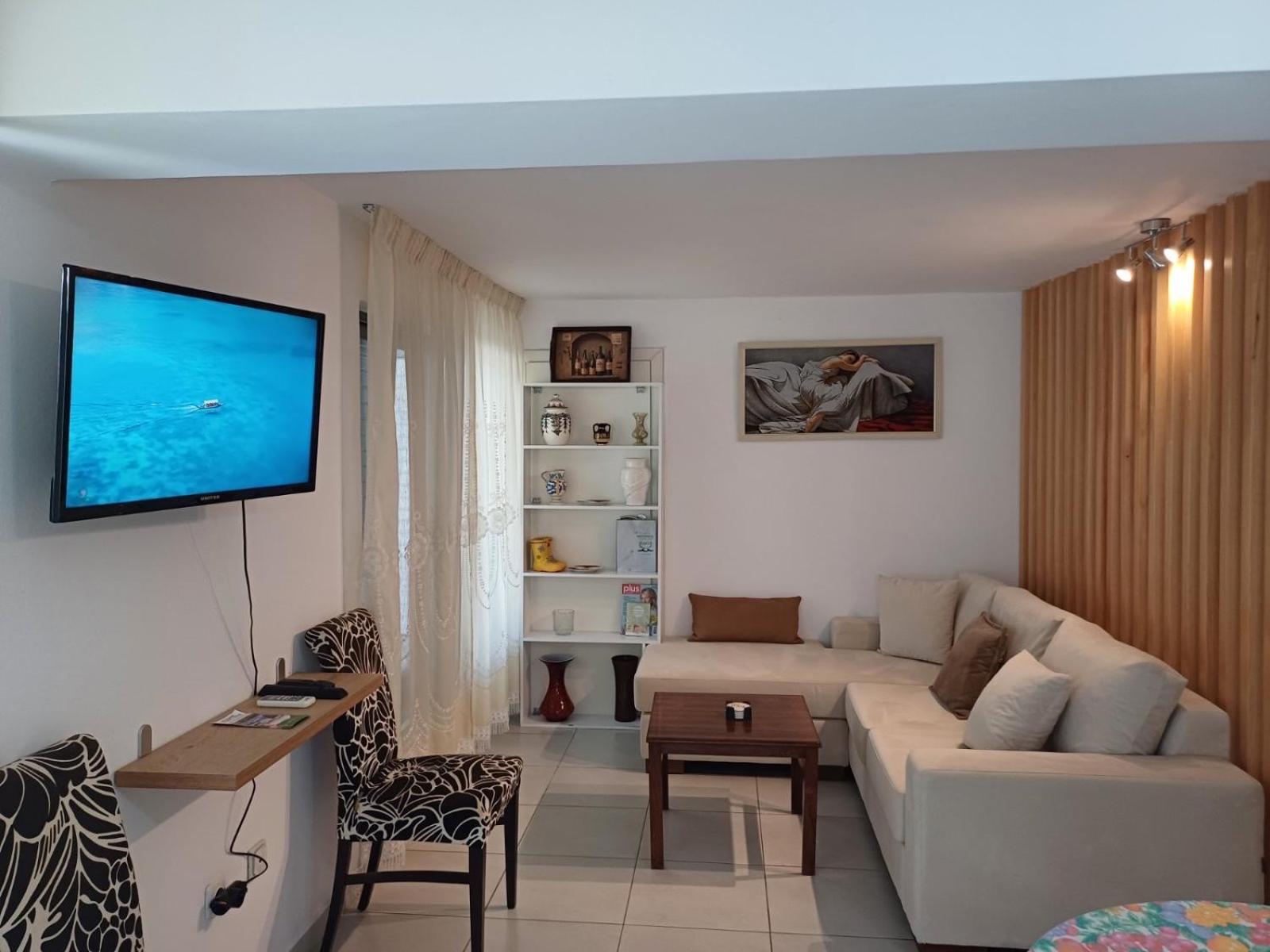 The White House Apartment Divjake Bagian luar foto
